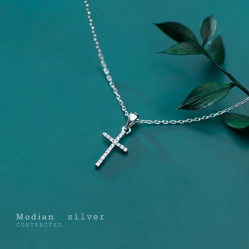 925 Sterling Silber Halskette mit Kreuzanhänger und Zirkonia