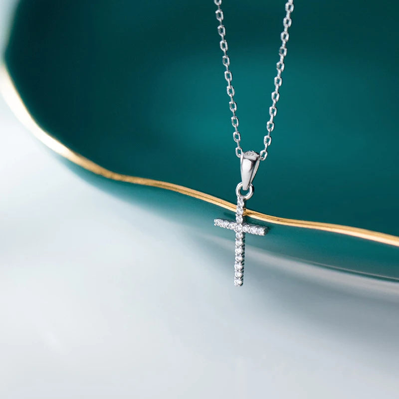 925 Sterling Silber Halskette mit Kreuzanhänger und Zirkonia
