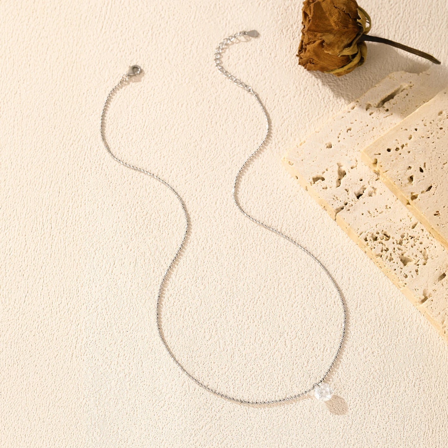 925 Sterling Silber Halskette mit schillerndem Moissanit-Anhänger – Zeitlose Eleganz