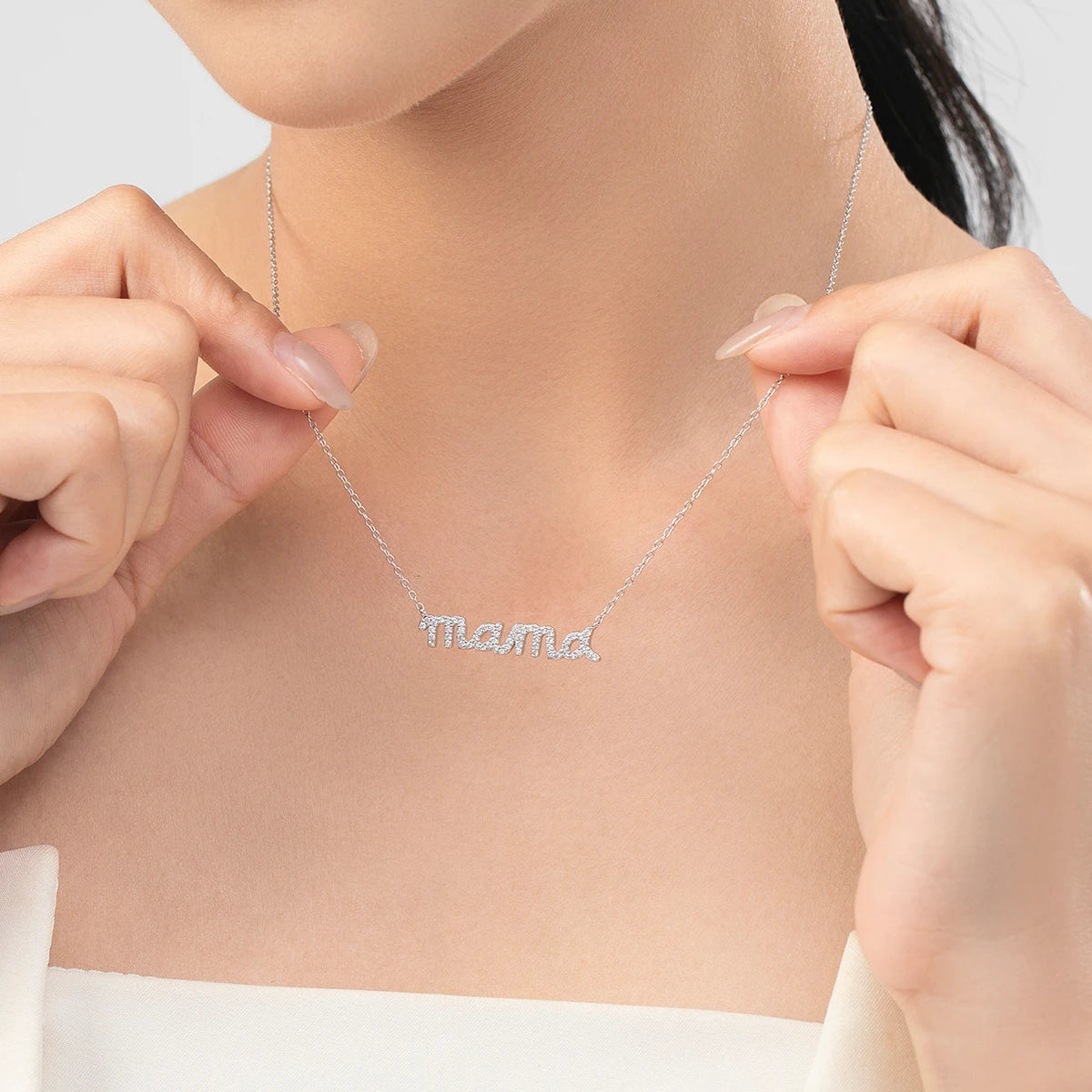 925 Sterling Silber Halskette mit „Mama“-Schriftzug