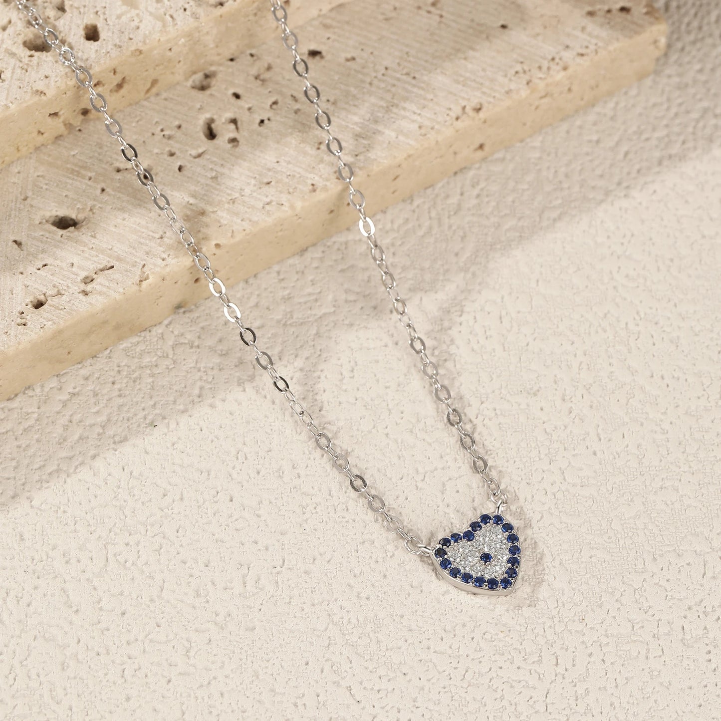 925 Sterling Silber Herz-Halskette mit blauen Zirkonsteinen – Zarte Eleganz in Silber