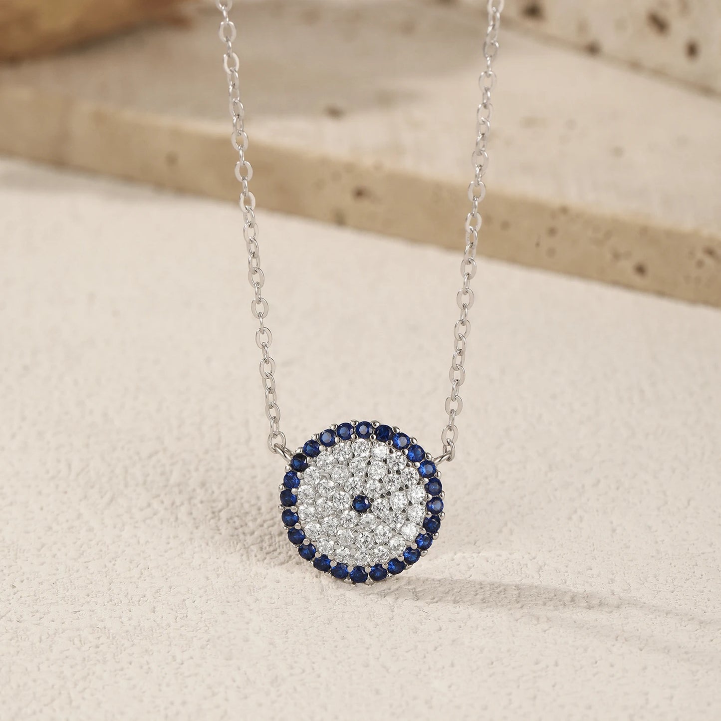 925 Sterling Silber Halskette mit blauem Zirkon-Anhänger – Rundes Schutzdesign in Silber
