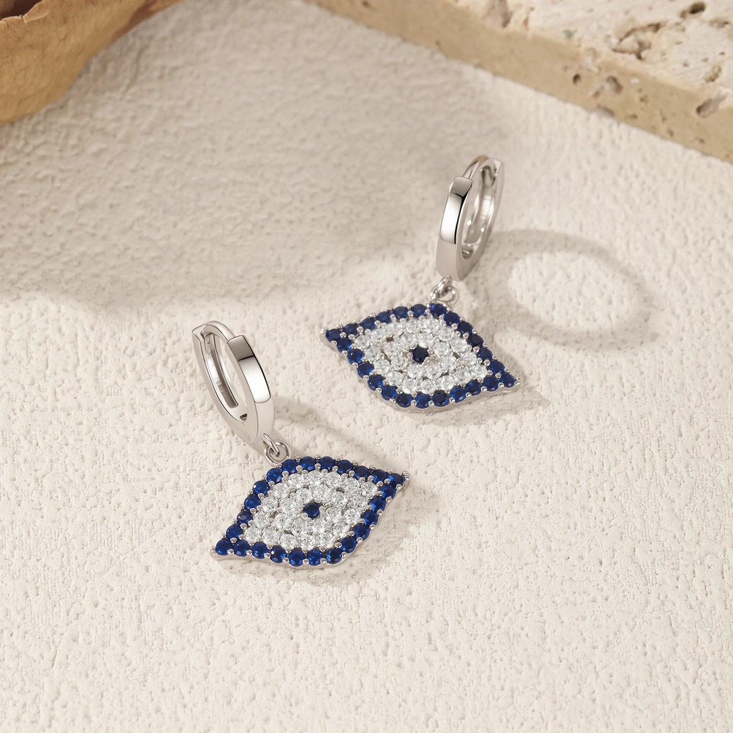 925 Sterling Silber Ohrringe mit blauem Zirkon – Geometrische Eleganz mit Symbolcharakter
