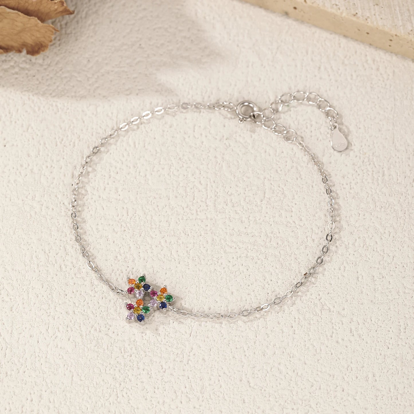 925 Sterling Silber Armband mit bunter Zirkonblüte – filigranes Design für romantische Momente