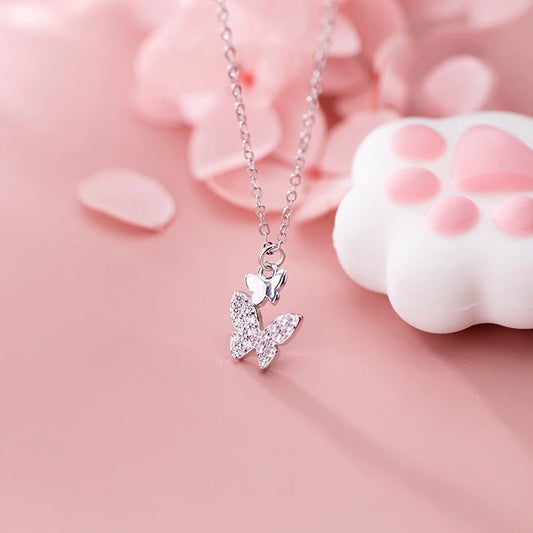 925 Sterling Silber Halskette mit funkelndem Blumenanhänger