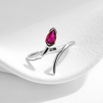 925 Sterling Silber Ring mit rotem Tropfen-Zirkonia