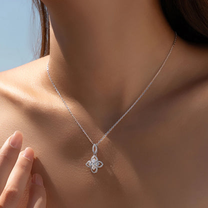 925 Sterling Silber Schmuckset mit Zirkonblüte – Kette & Armband im eleganten Design