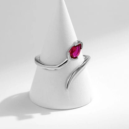 925 Sterling Silber Ring mit rotem Tropfen-Zirkonia