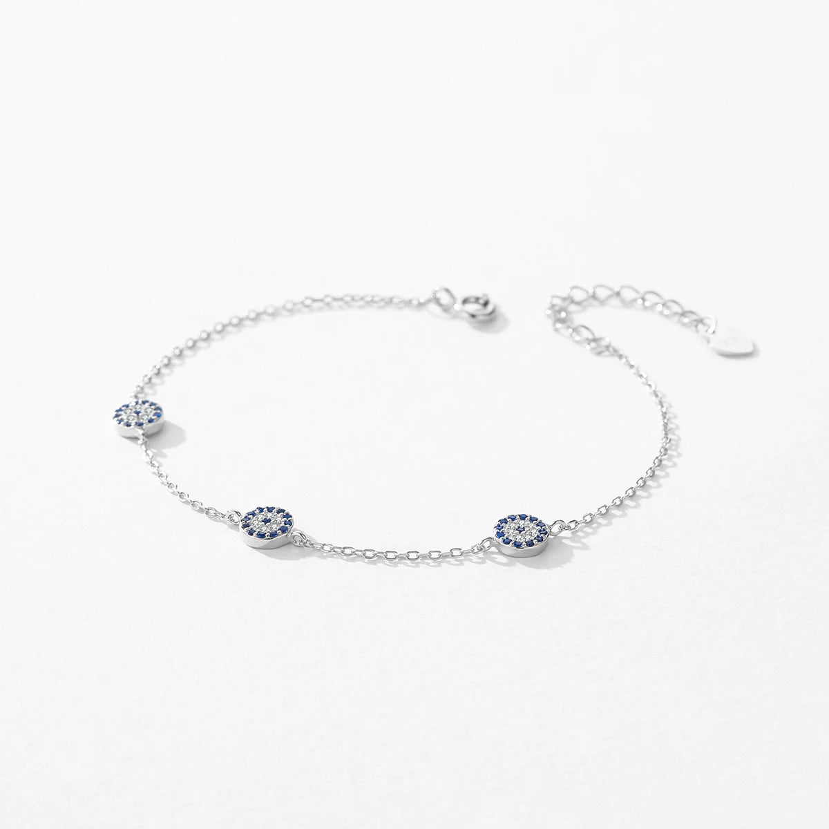 Armband-Kollektion aus 925 Sterling Silber mit blauen Akzenten & Evil-Eye-Designs