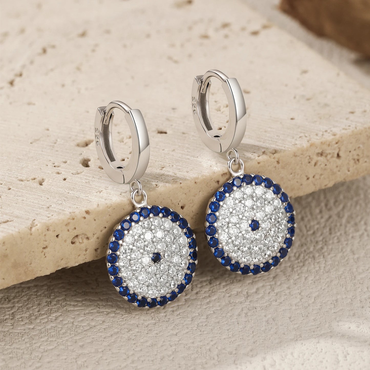 925 Sterling Silber Ohrringe mit blauem Zirkon – Rundes Design in eleganter Harmonie
