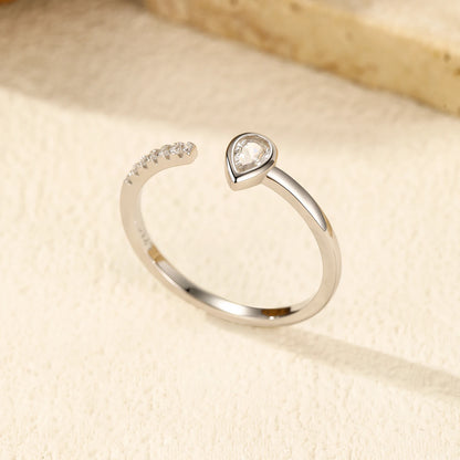 925 Sterling Silber Ring mit Tropfen-Zirkon – moderne Eleganz in Tropfenform